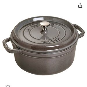 Brand new Staub dutch oven